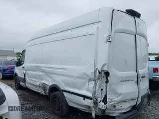 2020 Ford Transit Cargo z VIN 1FTBR3X87LKB51535, wystawiony jako IAAI lot #42382139 z przebiegiem 434 594 mil mil oraz . Historia ofert i sprzedaży dostępna na DreamBid. Obrazek 6.