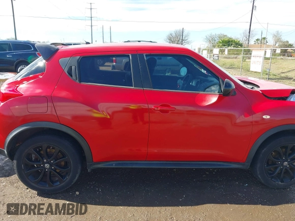 2014 Nissan Juke S with VIN JN8AF5MRXET356779, listed as a IAAI auction lot 41351761 with 1 mi miles. Bid and sale history available at carsss.com. Image 14.