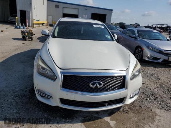 2016 Infiniti Q70 z VIN JN1BY1PP5GM631133, wystawiony jako Copart lot #75826404 z przebiegiem Nie podano mil oraz Czysty tytuł • Clean title. Historia ofert i sprzedaży dostępna na DreamBid. Obrazek 5.