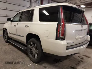 2015 Cadillac Escalade Premium z VIN 1GYS4CKJ8FR208128, wystawiony jako IAAI lot #41908785 z przebiegiem 164 598 mil mil oraz . Historia ofert i sprzedaży dostępna na DreamBid. Obrazek 3.