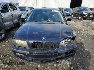 1999 BMW 3 Series 328i with VIN WBAAM5335XKG05867, listed as a Copart auction lot 88247375 with 224,663 mi miles and Salvage Title. Bid and sale history available at carsss.com. Image 5.