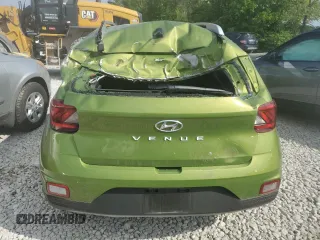 2024 Hyundai Venue Limited z VIN KMHRC8A32RU333503, wystawiony jako Copart lot #58021835 z przebiegiem 7 292 mil mil oraz Szkoda całkowita • Salvage title. Historia ofert i sprzedaży dostępna na DreamBid. Obrazek 6.
