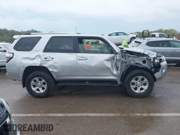 2017 Toyota 4Runner SR5 with VIN JTEBU5JR3H5433541, listed as a IAAI auction lot 42041837 with 121,927 mi miles and . Bid and sale history available at DreamBid. Image 13.