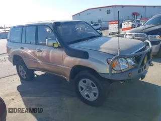 1998 Lexus LX 470 with VIN JT6HT00W2W0021138, listed as a IAAI auction lot 41893504 with 388,288 mi miles and . Bid and sale history available at DreamBid. Image 1.