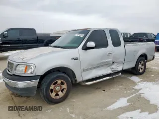 2001 Ford F-150 XL with VIN 1FTZX17261NB39280, listed as a Copart auction lot 44844365 with 180,313 mi miles and Clean title. Bid and sale history available at DreamBid. Image 1.