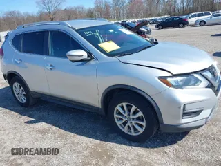 2018 Nissan Rogue SV with VIN KNMAT2MV6JP619997, listed as a IAAI auction lot 41923761 with 88,041 mi miles. Bid and sale history available at carsss.com. Image 1.