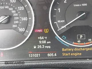 2013 BMW 3 Series 328i z VIN WBA3C1G52DNR47221, wystawiony jako IAAI lot #42818436 z przebiegiem 131 021 mil mil oraz . Historia ofert i sprzedaży dostępna na DreamBid. Obrazek 7.