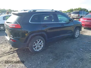 2016 Jeep Cherokee Latitude with VIN 1C4PJLCS7GW206935, listed as a IAAI auction lot 42430585 with 201,629 mi miles and . Bid and sale history available at DreamBid. Image 4.