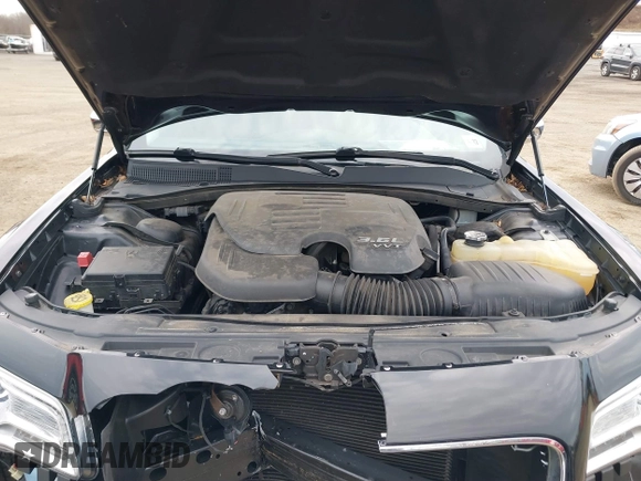 2017 Chrysler 300 C with VIN 2C3CCAEG0HH549905, listed as a IAAI auction lot 41668354 with 95,146 mi miles and . Bid and sale history available at DreamBid. Image 10.