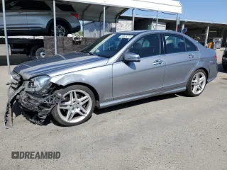 2014 Mercedes-Benz C 350 Sport с VIN WDDGF5HB9EA957329, выставлен на аукционе Copart как лот 58624315 с пробегом 189 748 миль миль и Списание • Salvage title. История ставок и продаж доступна на DreamBid. Изображение 1.
