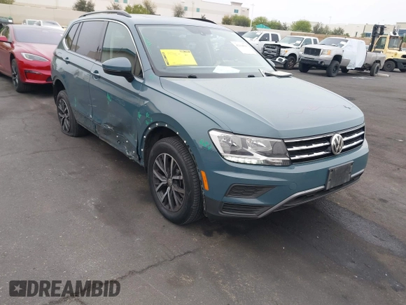2019 Volkswagen Tiguan SE with VIN 3VV3B7AX3KM113955, listed as a IAAI auction lot 42164890 with 77,806 mi miles and . Bid and sale history available at DreamBid. Image 1.
