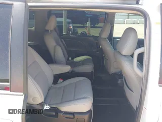 2017 Toyota Sienna XLE Auto Access Seat with VIN 5TDYZ3DC2HS875197, listed as a IAAI auction lot 42244211 with 125,681 mi miles and . Bid and sale history available at DreamBid. Image 8.