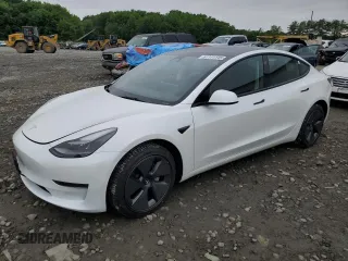 2023 Tesla Model 3 z VIN 5YJ3E1EA3PF574626, wystawiony jako Copart lot #61131145 z przebiegiem 17 390 mil mil oraz Szkoda całkowita • Salvage title. Historia ofert i sprzedaży dostępna na DreamBid. Obrazek 1.