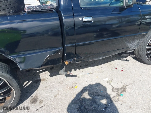 2004 Ford Ranger XL with VIN 1FTYR10D24PA75247, listed as a IAAI auction lot 41678102 with 331,925 mi miles. Bid and sale history available at carsss.com. Image 6.