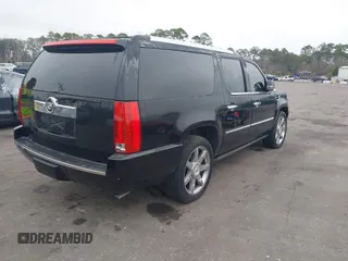 2011 Cadillac Escalade ESV Premium z VIN 1GYS3JEF6BR326994, wystawiony jako IAAI lot #41538648 z przebiegiem 159 768 mil mil oraz . Historia ofert i sprzedaży dostępna na DreamBid. Obrazek 4.
