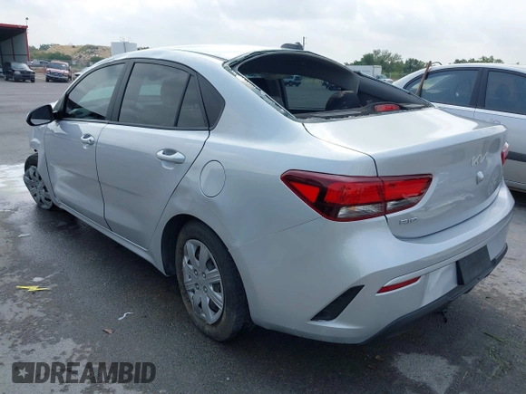 2023 Kia Rio S z VIN 3KPA24AD8PE530662, wystawiony jako IAAI lot #42109727 z przebiegiem 34 948 mil mil oraz . Historia ofert i sprzedaży dostępna na DreamBid. Obrazek 3.