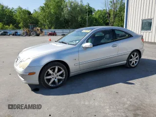 2004 Mercedes-Benz C 230 Kompressor z VIN WDBRN40J94A548568, wystawiony jako Copart lot #62208055 z przebiegiem 68 437 mil mil oraz Szkoda całkowita • Salvage title. Historia ofert i sprzedaży dostępna na DreamBid. Obrazek 1.