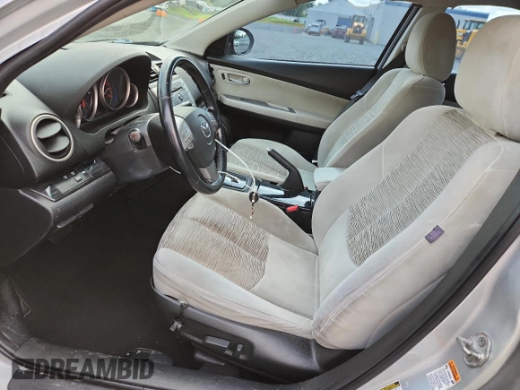 2010 Mazda 6 i Touring с VIN 1YVHZ8CH0A5M25466, выставлен на аукционе Copart как лот 64804135 с пробегом 196 891 миль миль и Списание • Salvage title. История ставок и продаж доступна на DreamBid. Изображение 7.