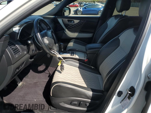 2017 Infiniti QX70 with VIN JN8CS1MW3HM411378, listed as a Copart auction lot 50746075 with 36,738 mi miles and Salvage title. Bid and sale history available at DreamBid. Image 7.