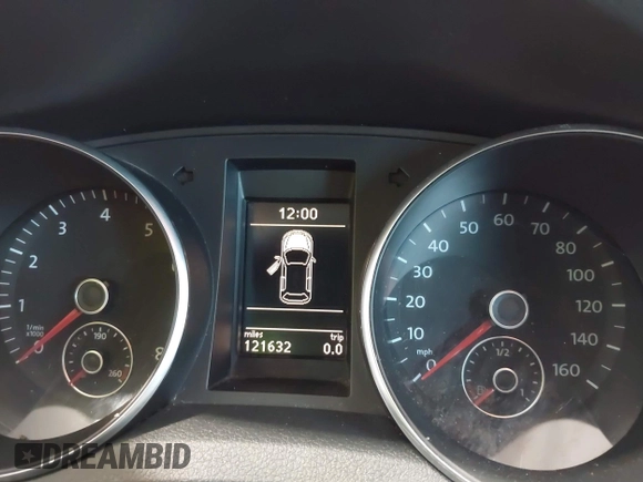 2010 Volkswagen Golf с VIN WVWDA7AJ8AW082248, выставлен на аукционе IAAI как лот 42484551 с пробегом 121 632 миль миль и . История ставок и продаж доступна на DreamBid. Изображение 7.