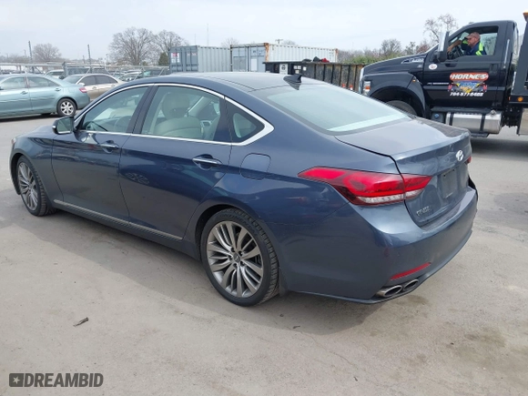 2015 Hyundai Genesis 5.0L with VIN KMHGN4JF7FU085068, listed as a IAAI auction lot 41679660 with 66,540 mi miles. Bid and sale history available at carsss.com. Image 14.