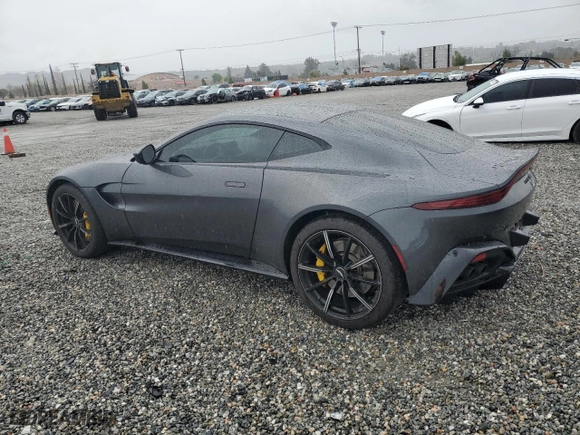 2021 Aston Martin Vantage with VIN SCFSMGAW6MGN05581, listed as a Copart auction lot 48432665 with 22,469 mi miles and Salvage Title. Bid and sale history available at carsss.com. Image 2.