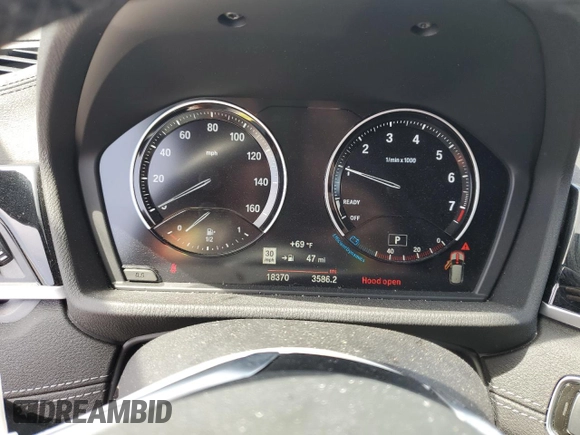2021 BMW X1 xDrive28i z VIN WBXJG9C07M5S85128, wystawiony jako Copart lot #53477145 z przebiegiem 18 370 mil mil oraz Szkody całkowita. Historia ofert i sprzedaży dostępna na DreamBid. Obrazek 9.