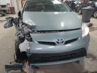 2015 Toyota Prius Four with VIN JTDKN3DU5F1877725, listed as a IAAI auction lot 41557495 with 32,729 mi miles and . Bid and sale history available at DreamBid. Image 6.
