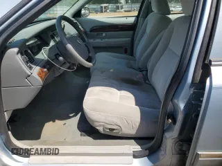 2005 Mercury Grand Marquis GS z VIN 2MEFM74W45X611002, wystawiony jako Copart lot #56645615 z przebiegiem 141 059 mil mil oraz Tytuł czysty. Historia ofert i sprzedaży dostępna na DreamBid. Obrazek 7.