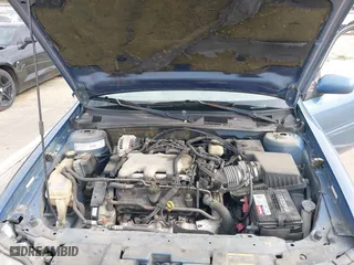 1999 Chevrolet Malibu LS with VIN 1G1NE52M6XY152101, listed as a IAAI auction lot 42088942 with 152,231 mi miles. Bid and sale history available at carsss.com. Image 10.