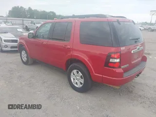 2010 Ford Explorer XLT with VIN 1FMEU6DE9AUA47214, listed as a IAAI auction lot 42065167 with 122,981 mi miles. Bid and sale history available at carsss.com. Image 3.