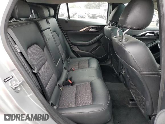 2019 Infiniti QX30 Luxe with VIN SJKCH5CP4KA011380, listed as a Copart auction lot 48665745 with 86,749 mi miles and Salvage title. Bid and sale history available at DreamBid. Image 10.