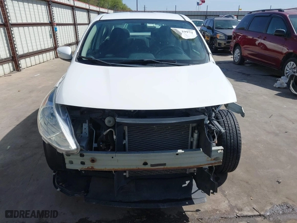 2017 Nissan Versa Sedan SV with VIN 3N1CN7AP9HL869944, listed as a IAAI auction lot 41829971 with 81,825 mi miles. Bid and sale history available at carsss.com. Image 6.