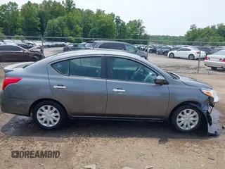 2016 Nissan Versa S с VIN 3N1CN7APXGL916946, выставлен на аукционе IAAI как лот 42400425 с пробегом 56 806 миль миль и . История ставок и продаж доступна на DreamBid. Изображение 14.