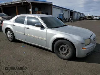 2005 Chrysler 300 with VIN 2C3JA43R95H189600, listed as a Copart auction lot 50259025 with 182,443 mi miles and Clean Title. Bid and sale history available at carsss.com. Image 4.