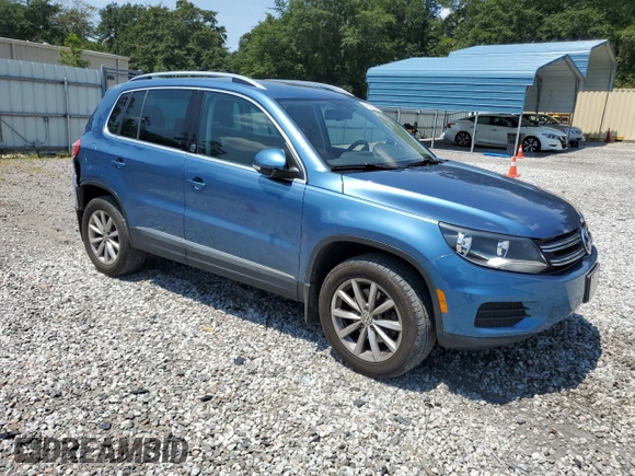 2017 Volkswagen Tiguan Wolfsburg Edition with VIN WVGSV7AX3HK004585, listed as a Copart auction lot 67393804 with 94,222 mi miles and Non repairable. Bid and sale history available at DreamBid. Image 4.