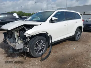 2019 Toyota Highlander SE with VIN 5TDKZRFH0KS557636, listed as a IAAI auction lot 42601100 with 107,922 mi miles and . Bid and sale history available at DreamBid. Image 19.