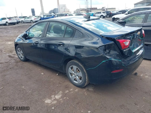 2018 Chevrolet Cruze LS with VIN 1G1BC5SM5J7184351, listed as a IAAI auction lot 41672109 with 117,143 mi miles. Bid and sale history available at carsss.com. Image 3.