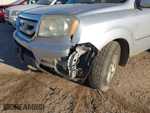 2011 Honda Pilot EX-L with VIN 5FNYF3H68BB020464, listed as a IAAI auction lot 41259261 with 223,069 mi miles and . Bid and sale history available at DreamBid. Image 6.