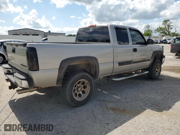 2005 Chevrolet Silverado 1500 Z71 z VIN 1GCEK19B75E233927, wystawiony jako Copart lot #55417145 z przebiegiem 247 547 mil mil oraz Czysty tytuł • Clean title. Historia ofert i sprzedaży dostępna na DreamBid. Obrazek 3.