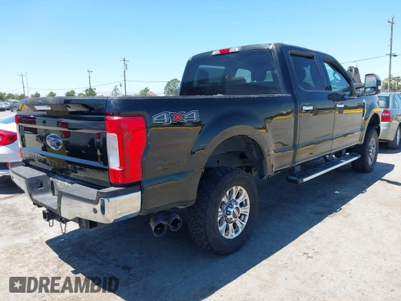 2017 Ford F-250 Lariat с VIN 1FT7W2BT2HEC45252, выставлен на аукционе IAAI как лот 42542246 с пробегом Не указан миль и . История ставок и продаж доступна на DreamBid. Изображение 4.