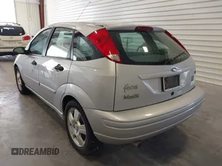 2004 Ford Focus ZX5 with VIN 3FAHP37314R110616, listed as a IAAI auction lot 42581804 with 94,252 mi miles and . Bid and sale history available at DreamBid. Image 3.