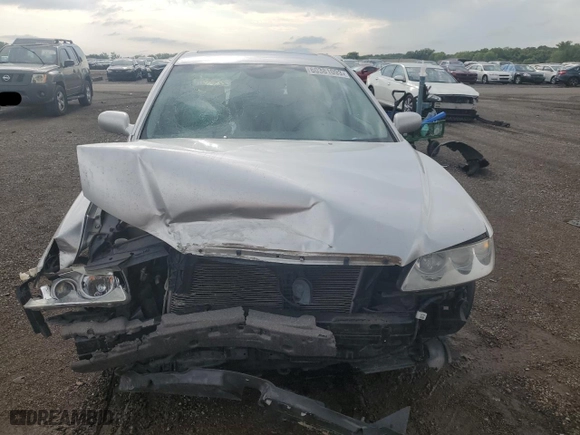 2009 Hyundai Azera GLS with VIN KMHFC46D89A360798, listed as a Copart auction lot 60381093 with 151,626 mi miles and Salvage Title. Bid and sale history available at carsss.com. Image 5.