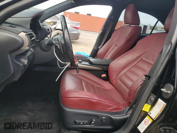 2018 Lexus IS 300 z VIN JTHBA1D28J5062790, wystawiony jako Copart lot #80482774 z przebiegiem 118 852 mil mil oraz Szkoda całkowita • Salvage title. Historia ofert i sprzedaży dostępna na DreamBid. Obrazek 7.