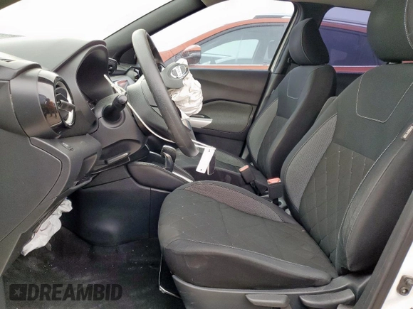 2018 Nissan Kicks SV with VIN 3N1CP5CU5JL502935, listed as a Copart auction lot 56126525 with 49,519 mi miles and Salvage title. Bid and sale history available at DreamBid. Image 7.