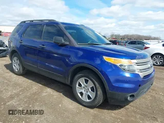 2013 Ford Explorer with VIN 1FM5K7B8XDGB25771, listed as a IAAI auction lot 41883733 with 211,784 mi miles and . Bid and sale history available at carsss.com. Image 1.