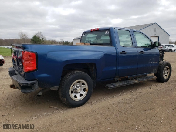 2015 Chevrolet Silverado 1500 Work Truck with VIN 1GCRCPEH5FZ151748, listed as a Copart auction lot 53486195 with 185,241 mi miles and Clean Title. Bid and sale history available at carsss.com. Image 3.