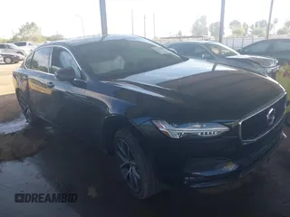 2018 Volvo S90 Momentum z VIN LVY992MK2JP024743, wystawiony jako IAAI lot #42015014 z przebiegiem 91 105 mil mil oraz . Historia ofert i sprzedaży dostępna na DreamBid. Obrazek 1.