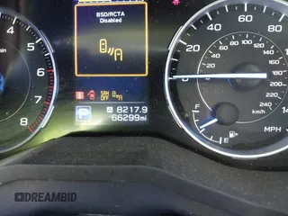 2021 Subaru Ascent Touring z VIN 4S4WMARD0M3419797, wystawiony jako IAAI lot #41691685 z przebiegiem 66 299 mil mil oraz . Historia ofert i sprzedaży dostępna na DreamBid. Obrazek 7.