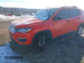 2018 Jeep Compass Sport with VIN 3C4NJCAB8JT124347, listed as a IAAI auction lot 41349666 with 122,058 mi miles. Bid and sale history available at carsss.com. Image 6.